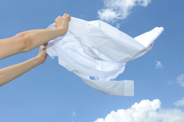 Smart Laundry Tips for Summer Months