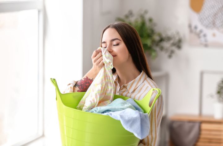 Fresh winter laundry drying indoors without damp odors